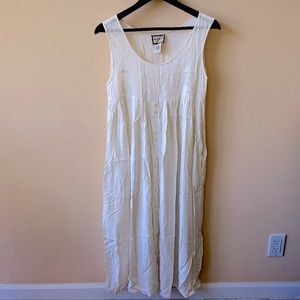 Like-new vintage dress with embroidery